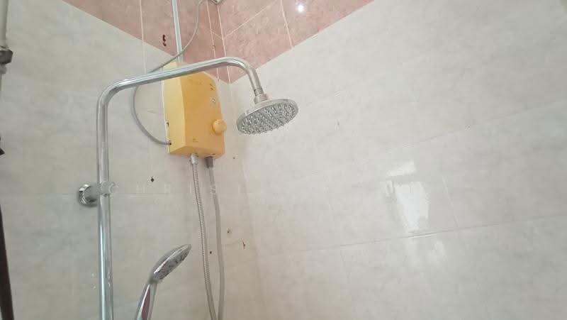 Jalan Singa Master Bedroom for Rent, Eunos / Geylang / Paya Lebar, Room Rental, 250 sqft, Semi-Detached House For Rent, by Christine Chin, 23858052 - PropertyGuru.com.sg