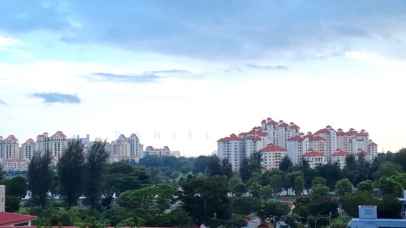 City Gate, 371 Beach Road, 1 Bedroom, 431 sqft, Apartment For Rent, by Daniel Lim, 23858160 - Facility deck view - PropertyGuru.com.sg