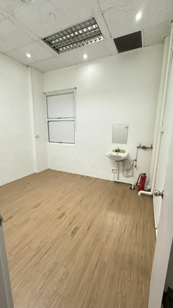 Roxy Square Shopping Centre, 50 East Coast Road, 420 sqft, Other Retail For Rent, by Elaine Kuehn-Tan, 23858429 - CommercialGuru.com.sg