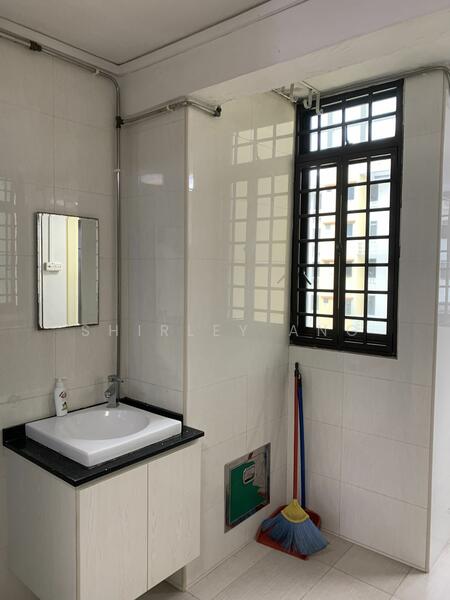 For Rent - 82 Commonwealth Close