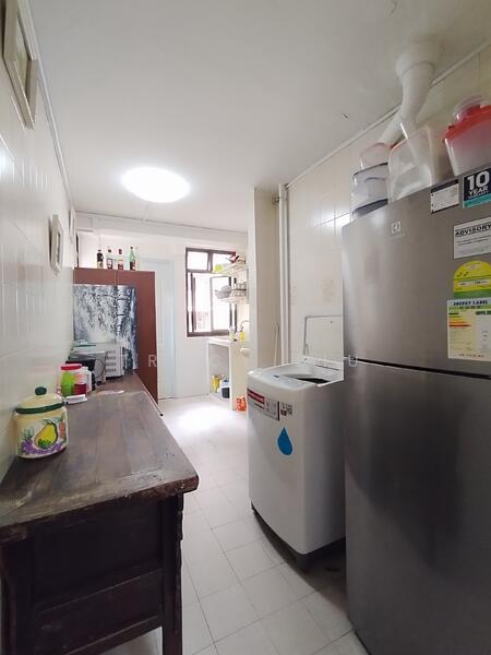 For Rent - 112 Commonwealth Crescent