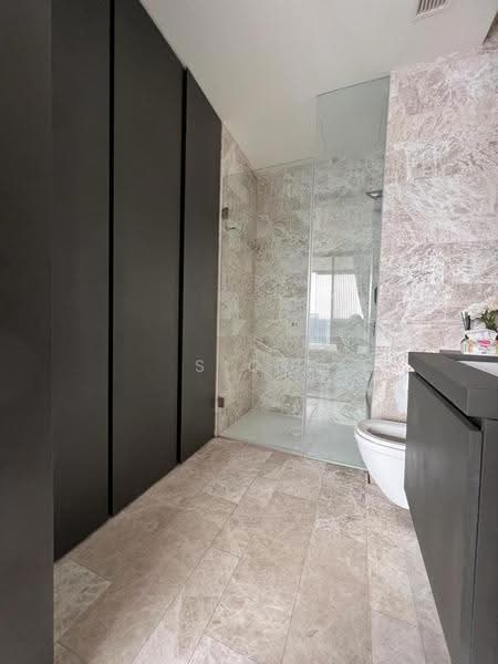 OUE Twin Peaks, 33 Leonie Hill Road, Orchard / River Valley, 1 Bedroom, 571 sqft, Condominium For Rent, by Siok Keng, 23859168 - Bathroom - PropertyGuru.com.sg