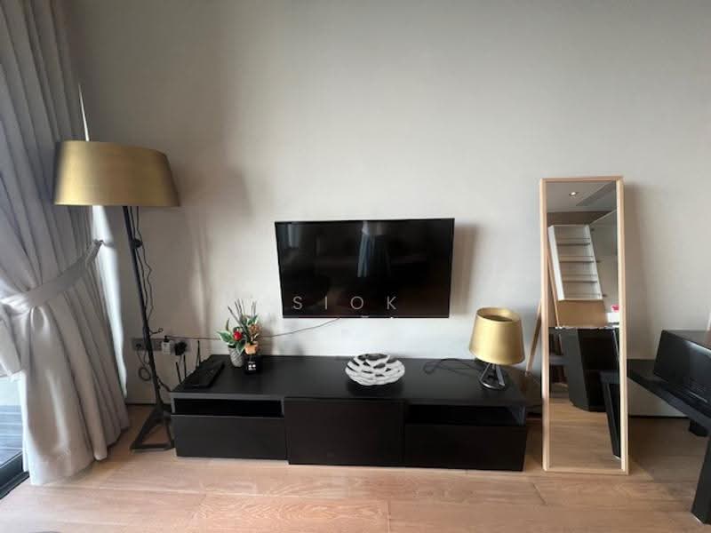 OUE Twin Peaks, 33 Leonie Hill Road, Orchard / River Valley, 1 Bedroom, 571 sqft, Condominium For Rent, by Siok Keng, 23859168 - Living Room - PropertyGuru.com.sg