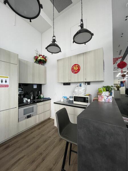 Eon Shenton, 70 Shenton Way, Chinatown / Tanjong Pagar, 1,765 sqft, Office For Sale, by Sarah Lim, 23863179 - CommercialGuru.com.sg