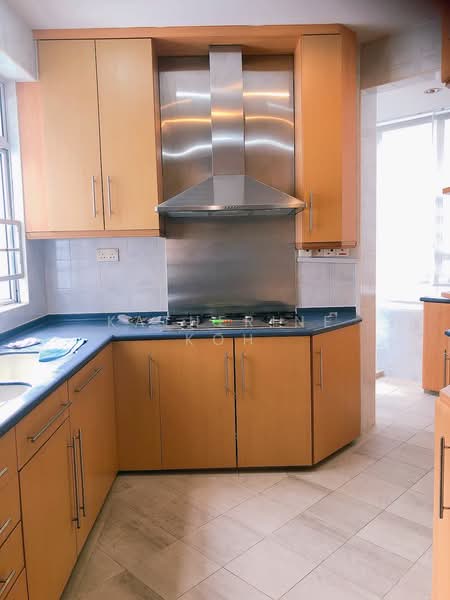 Elizabeth Heights, 57 Cairnhill Road, 5 Bedrooms, 2,530 sqft, Condominium For Rent, by Katherine Koh, 23863505 - PropertyGuru.com.sg