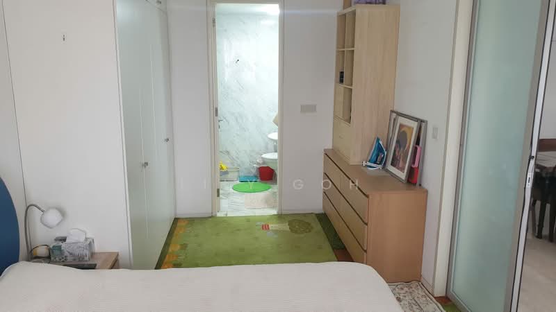 For Rent - The Trumps