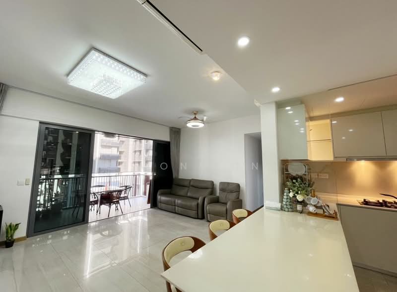 Lakeville, 3 Jurong Lake Link, 3 Bedrooms, 1,141 sqft, Condominium For Rent, by Simon Tong, 23865816 - PropertyGuru.com.sg