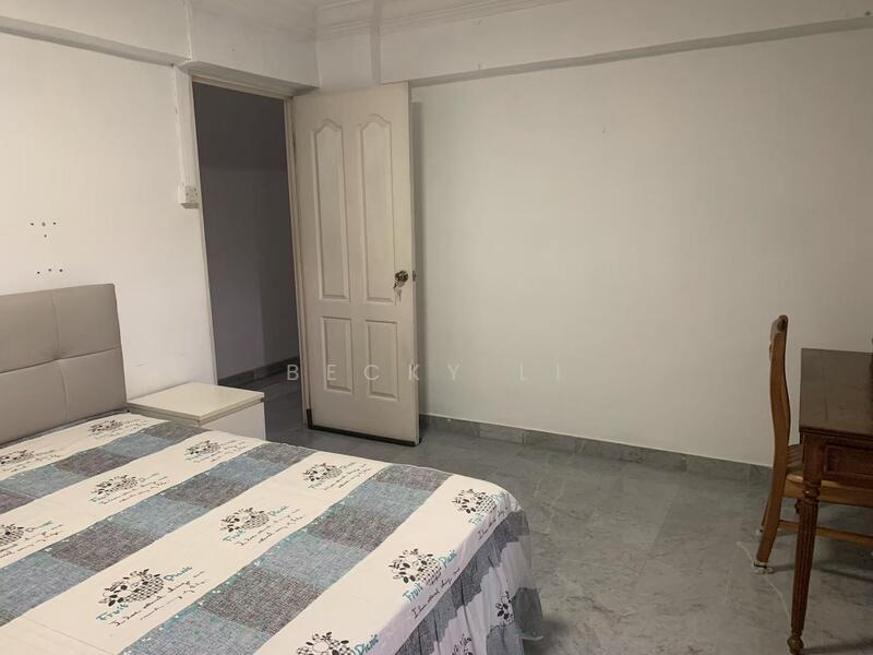 733 Yishun Avenue 5, 733 Yishun Avenue 5, 2 Bedrooms, 1,100 sqft, HDB Flat For Rent, by Becky Li, 23867625 - PropertyGuru.com.sg