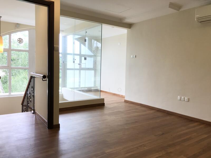 Renovated 3 Storey Modern Bungalow With Beautiful Pool For Lease, Merryn Road, Trevose Crescent, Dunearn Road, Newton / Novena, 5 Bedrooms, 6,000 sqft, Detached House For Rent, by Roy Low, 23868008 - PropertyGuru.com.sg