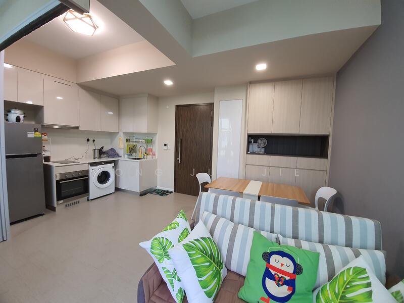 For Rent - Roots @ Transit