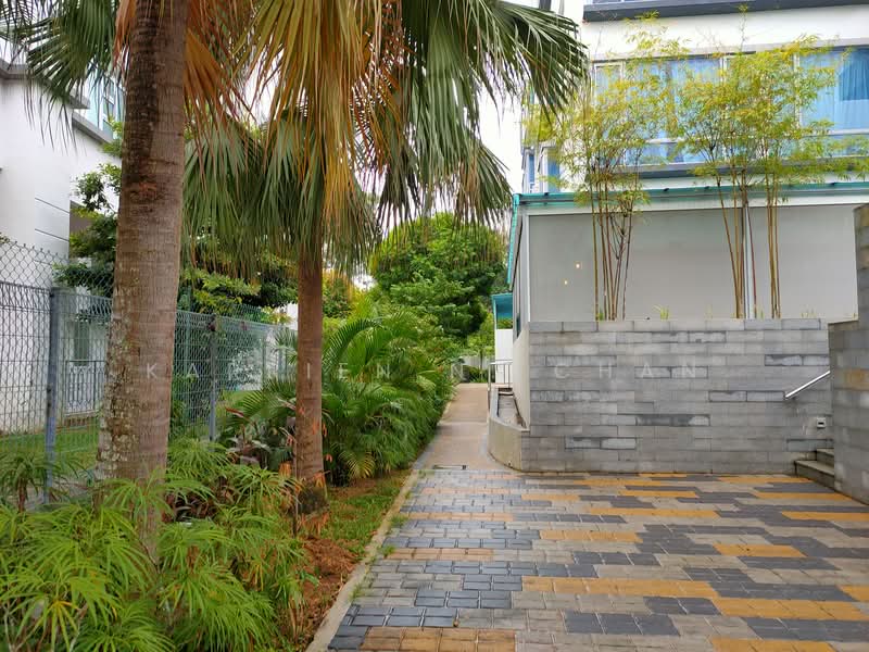 Bleu @ East Coast, 560 Upper East Coast Road, 3 Bedrooms, 1,216 sqft, Condominium For Rent, by Karrien N. Chan, 23869345 - PropertyGuru.com.sg