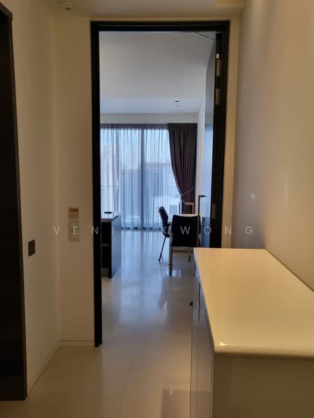 Scotts Square, 6 Scotts Road, 1 Bedroom, 635 sqft, Apartment For Rent, by Veniz Kwong, 23869645 - PropertyGuru.com.sg