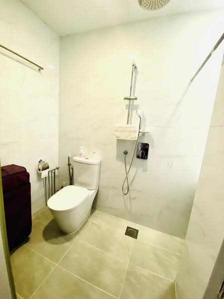 Mount Faber Lodge, 27 Mount Faber Road, Harbourfront / Telok Blangah, 4 Bedrooms, 2,594 sqft, Condominium For Rent, by Valerie Lim, 23871349 - Second bathroom - PropertyGuru.com.sg