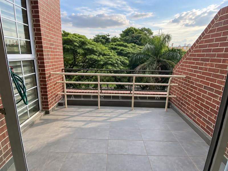 Mount Faber Lodge, 27 Mount Faber Road, Harbourfront / Telok Blangah, 4 Bedrooms, 2,594 sqft, Condominium For Rent, by Valerie Lim, 23871349 - Balcony - PropertyGuru.com.sg