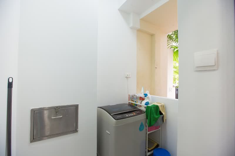 Hazel Park Condo, 29 Hazel Park Terrace, 2 Bedrooms, 1,206 sqft, Condominium For Rent, by Lim Surya Dharma, 23872182 - PropertyGuru.com.sg