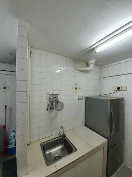 32 Jalan Bukit Ho Swee, 32 Jalan Bukit Ho Swee, 2 Bedrooms, 516 sqft, HDB Flat For Rent, by Peg Ho, 23874664 - PropertyGuru.com.sg
