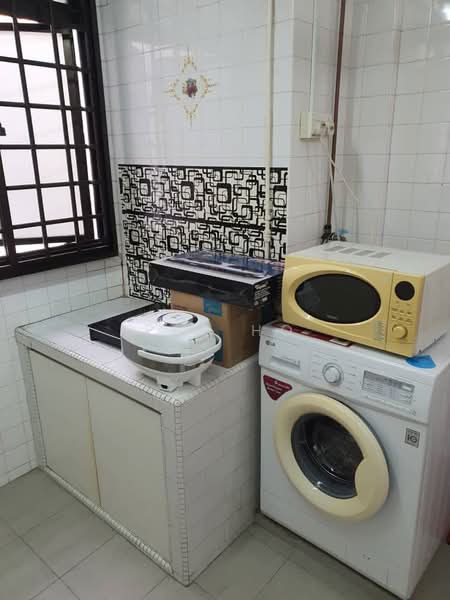 32 Jalan Bukit Ho Swee, 32 Jalan Bukit Ho Swee, 2 Bedrooms, 516 sqft, HDB Flat For Rent, by Peg Ho, 23874664 - PropertyGuru.com.sg