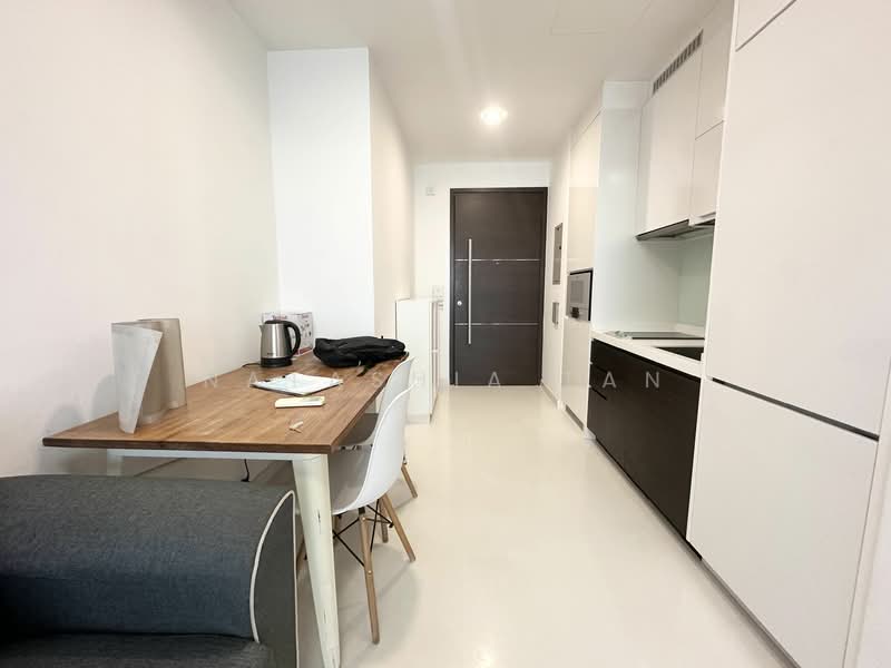 Eon Shenton, 70 Shenton Way, 1 Bedroom, 538 sqft, Condominium For Sale, by Natashia Tan, 23875030 - PropertyGuru.com.sg