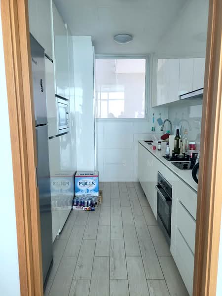 76 Shenton, 76 Shenton Way, 2 Bedrooms, 969 sqft, Apartment For Rent, by Jill Sim, 23878542 - PropertyGuru.com.sg