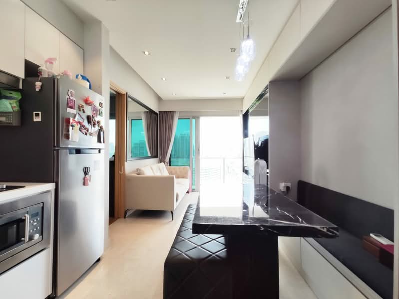 Eight Riversuites, 2 Whampoa East, 2 Bedrooms, 700 sqft, Condominium For Rent, by James Lim, 23879759 - PropertyGuru.com.sg