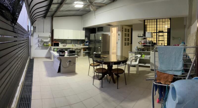 For Rent - Golden Shower Park