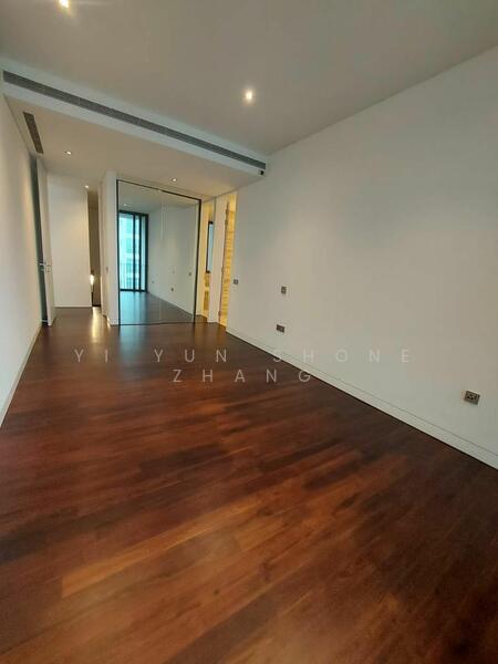 For Rent - Lloyd SixtyFive