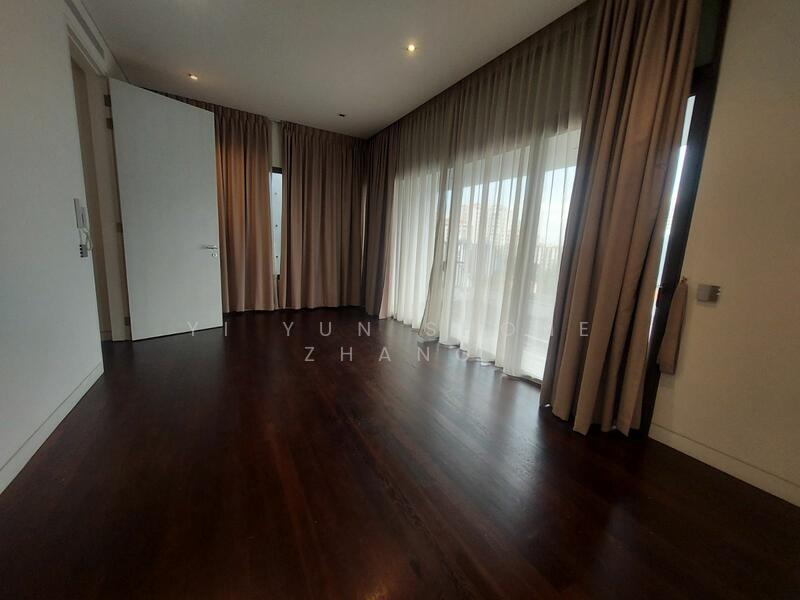 For Rent - Lloyd SixtyFive