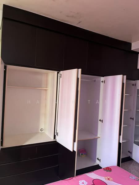 For Rent - 205 Tampines Street 21