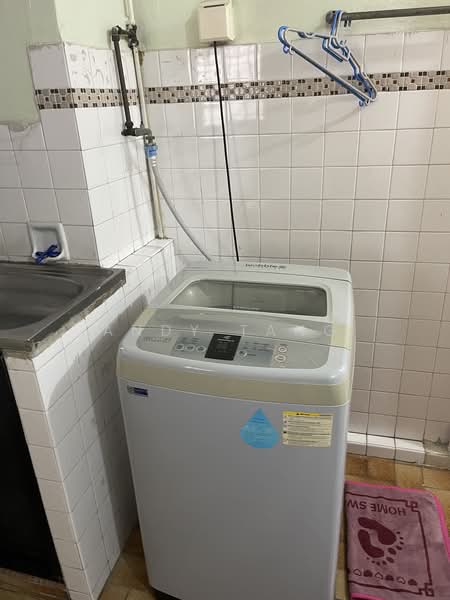 57 Lorong 5 Toa Payoh, 57 Lorong 5 Toa Payoh, Room Rental, 100 sqft, HDB Flat For Rent, by Andy Tang, 23884186 - PropertyGuru.com.sg