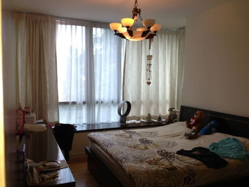 One Amber, 3 Amber Gardens, 4 Bedrooms, 1,701 sqft, Condominium For Rent, by Jason Ang, 23886276 - Master bedroom - PropertyGuru.com.sg