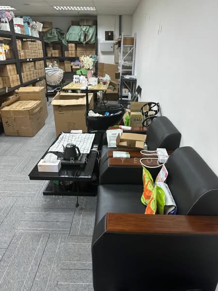 Ubi Techpark, 10 Ubi Crescent, Eunos / Geylang / Paya Lebar, 630 sqft, Light Industrial (B1) For Rent, by Larry Yeow, 23886489 - CommercialGuru.com.sg