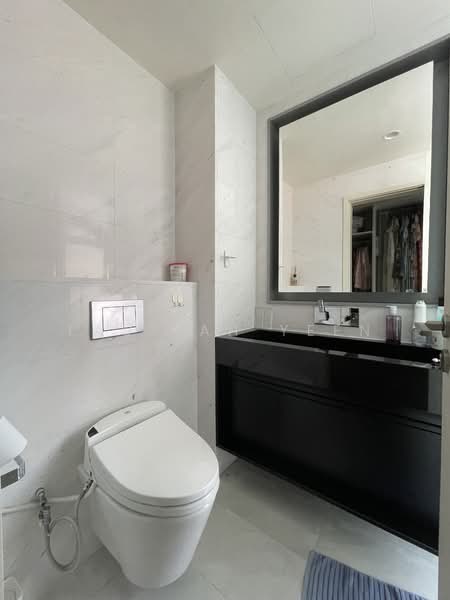 Lincoln Suites, 3 Khiang Guan Avenue, 2 Bedrooms, 1,044 sqft, Condominium For Rent, by Lau Kah Yeen, 23886610 - PropertyGuru.com.sg