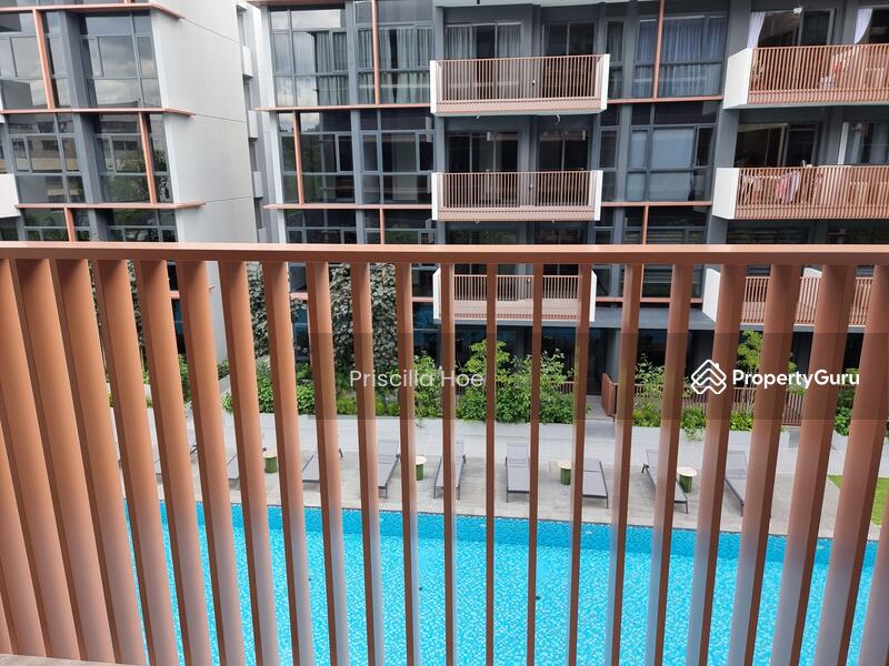 Excellent pool view from the balcony