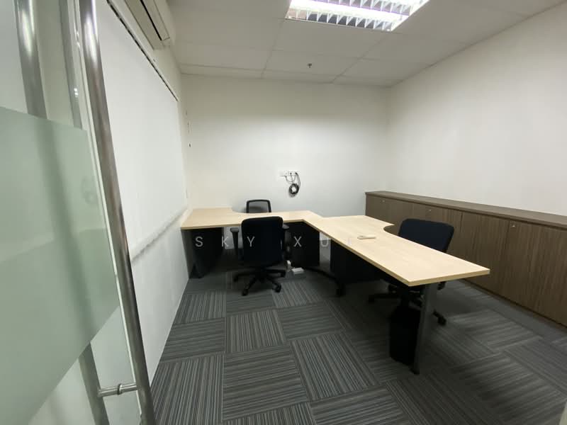 Woodlands Bizhub, 190 Woodlands Industrial Park E5, 1,603 sqft, Light Industrial (B1) For Sale, by Sky Xue, 23889269 - CommercialGuru.com.sg