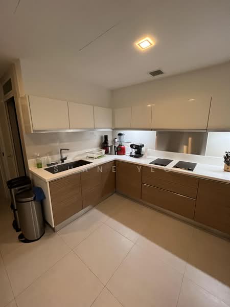 Marina Bay Residences, 18 Marina Boulevard, 4 Bedrooms, 3,960 sqft, Condominium For Rent, by Shane Yeo, 23889712 - Wet Kitchen - PropertyGuru.com.sg