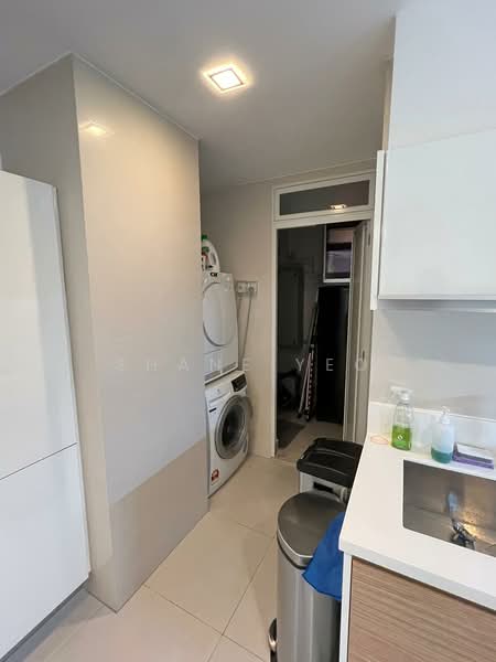 Marina Bay Residences, 18 Marina Boulevard, 4 Bedrooms, 3,960 sqft, Condominium For Rent, by Shane Yeo, 23889712 - Yard Area - PropertyGuru.com.sg
