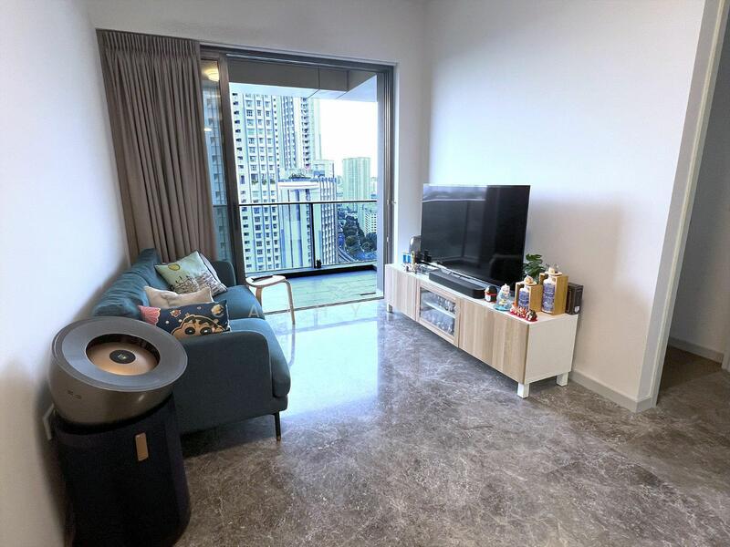 Margaret Ville, 20 Margaret Dr, 2 Bedrooms, 700 sqft, Apartment For