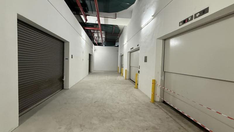 Pandan Warehouse, Buona Vista / West Coast / Clementi New Town, 12,788 sqft, Factory / Workshop (B2) For Rent, by Joshua Goh, 23890552 - Corridor - CommercialGuru.com.sg