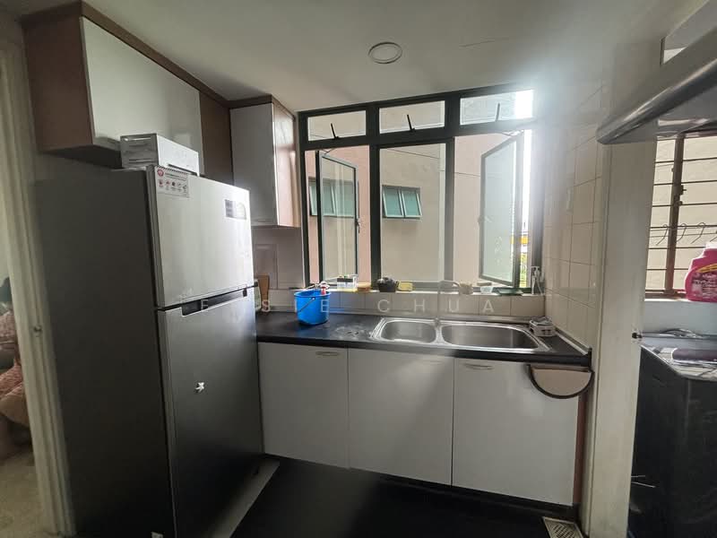 Summerdale, 10 Boon Lay Drive, Room Rental, 100 sqft, Executive Condominium For Rent, by Elsie Chua, 23890791 - PropertyGuru.com.sg