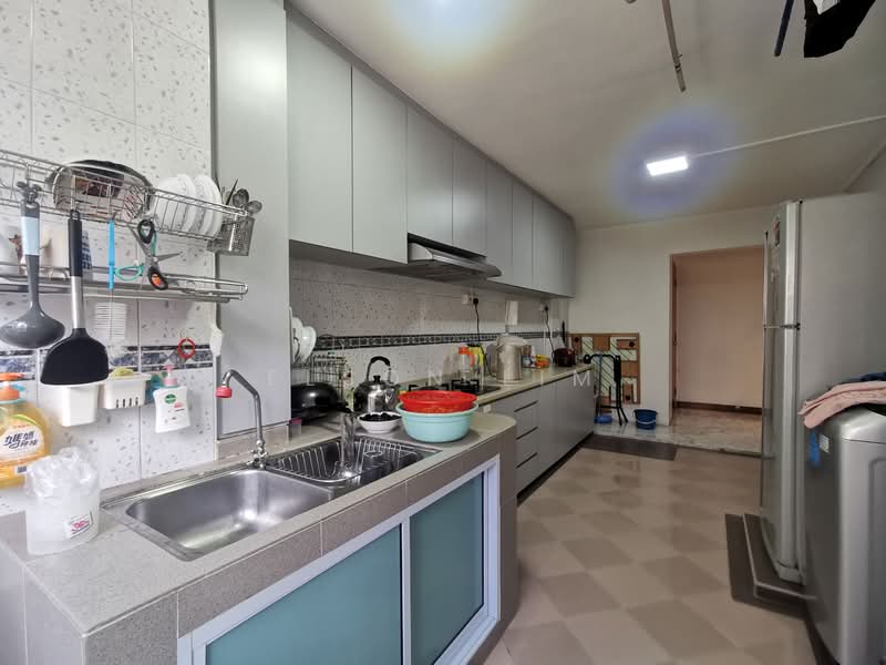 For Rent - 262 Tampines Street 21