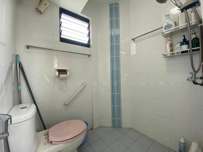 For Rent - 243 Jurong East Street 24