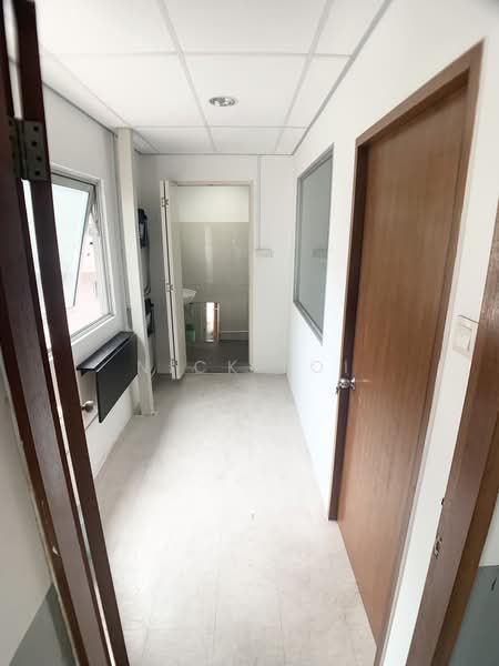 Pioneer Point, 5 Soon Lee Street, 1,900 sqft, Factory / Workshop (B2) For Rent, by Nick Loi, 23895891 - CommercialGuru.com.sg