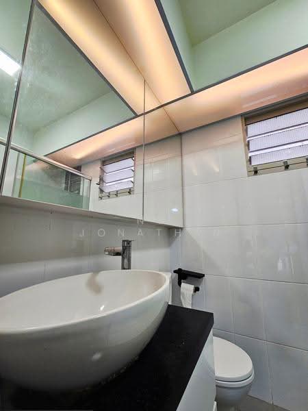 217B Compassvale Drive, 217B Compassvale Drive, Hougang / Punggol / Sengkang, 3 Bedrooms, 990 sqft, HDB Flat For Sale, by Ng Jonathan, 23899350 - Bathroom - PropertyGuru.com.sg
