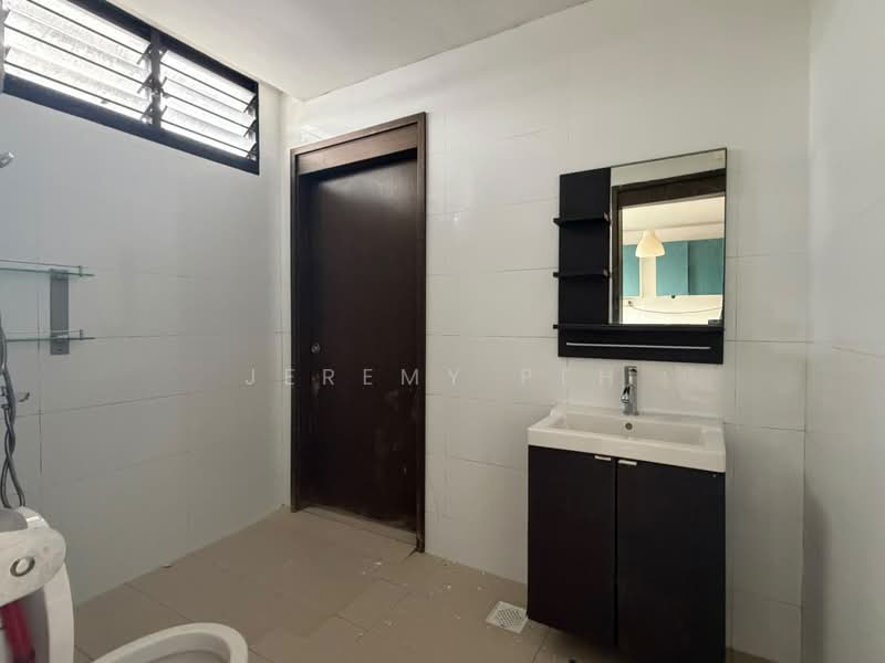 Apartment Suitable For Workers along Changi Road, Changi Road, Eunos / Geylang / Paya Lebar, 2 Bedrooms, 600 sqft, Apartment For Rent, by Jeremy Peh, 23900254 - PropertyGuru.com.sg
