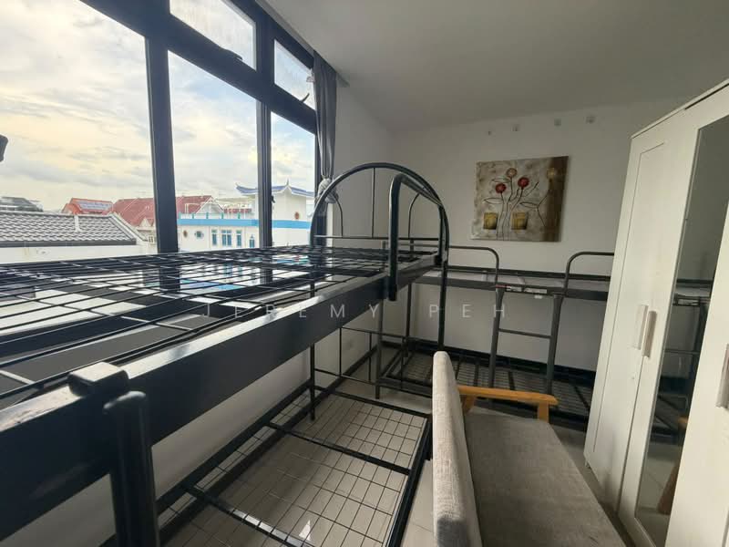 Apartment Suitable For Workers along Changi Road, Changi Road, Eunos / Geylang / Paya Lebar, 2 Bedrooms, 600 sqft, Apartment For Rent, by Jeremy Peh, 23900254 - PropertyGuru.com.sg