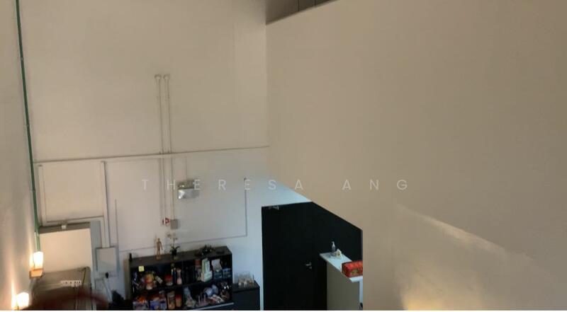 Oxley BizHub, 61 Ubi Road 1, 1,894 sqft, Light Industrial (B1) For Sale, by Theresa Ang, 23900882 - CommercialGuru.com.sg