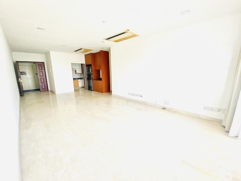 Richmond Park, 3 Bideford Road, Orchard / River Valley, 2 Bedrooms, 1,012 sqft, Condominium For Rent, by Valerie Lim, 23902357 - Bright and spacious Living room - PropertyGuru.com.sg
