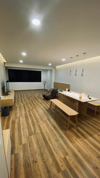 For Rent - 305 Jurong East Street 32