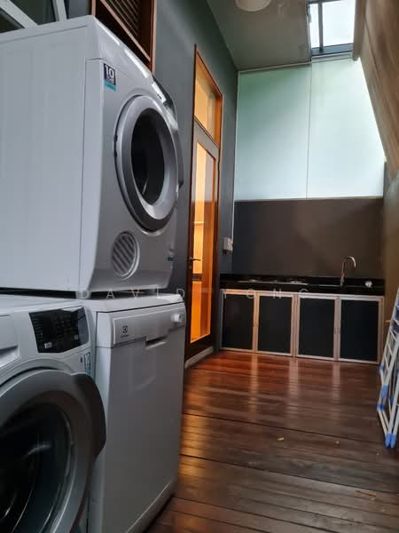 Modern One Tree Hill Semi Detached, , 6 Bedrooms, 4,860 sqft, Semi-Detached House For Rent, by David Yong, 23902738 - PropertyGuru.com.sg