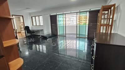 For Rent - 405 Sin Ming Avenue
